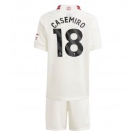 Dječji Nogometni Dres Manchester United Casemiro #18 Rezervni 2023-24 Kratak Rukav (+ Kratke hlače)